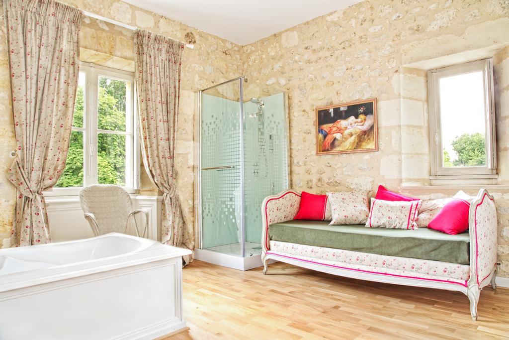 Saint-Sulpice-et-Cameyrac Chateau Lamothe Du Prince Noir - B&B الغرفة الصورة
